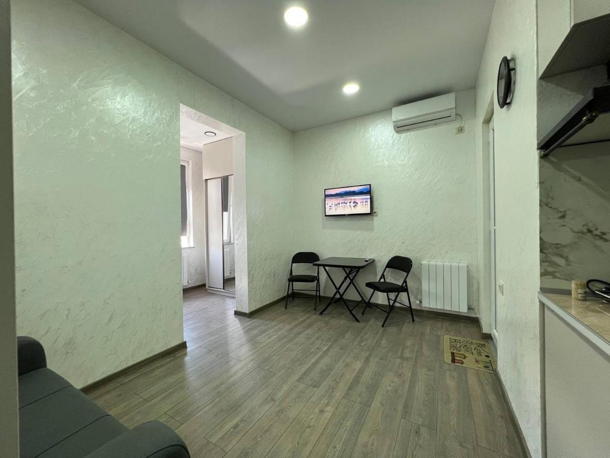 Aparthotel Sun And Moon Batumi Exterior foto